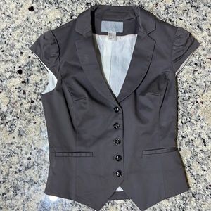 H&M Gray short sleeved blazer Size 2